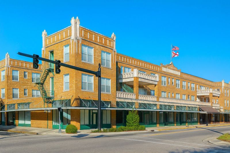 Local Arbor Installation in Avon Park, FL