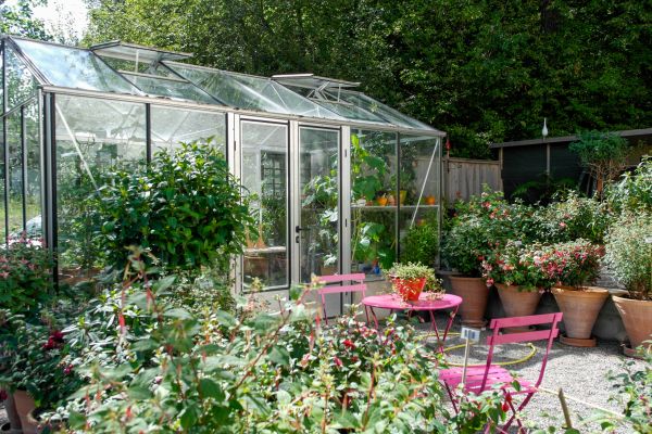 Greenhouse Construction Service